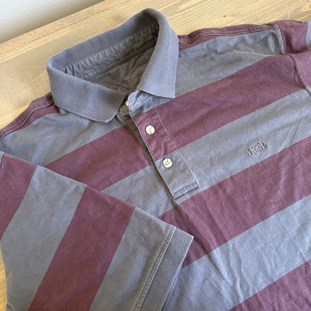 Jeep Men's XXL‎ Grey Maroon Stripe Short Sleeve Polo Collar Shirt Logo
